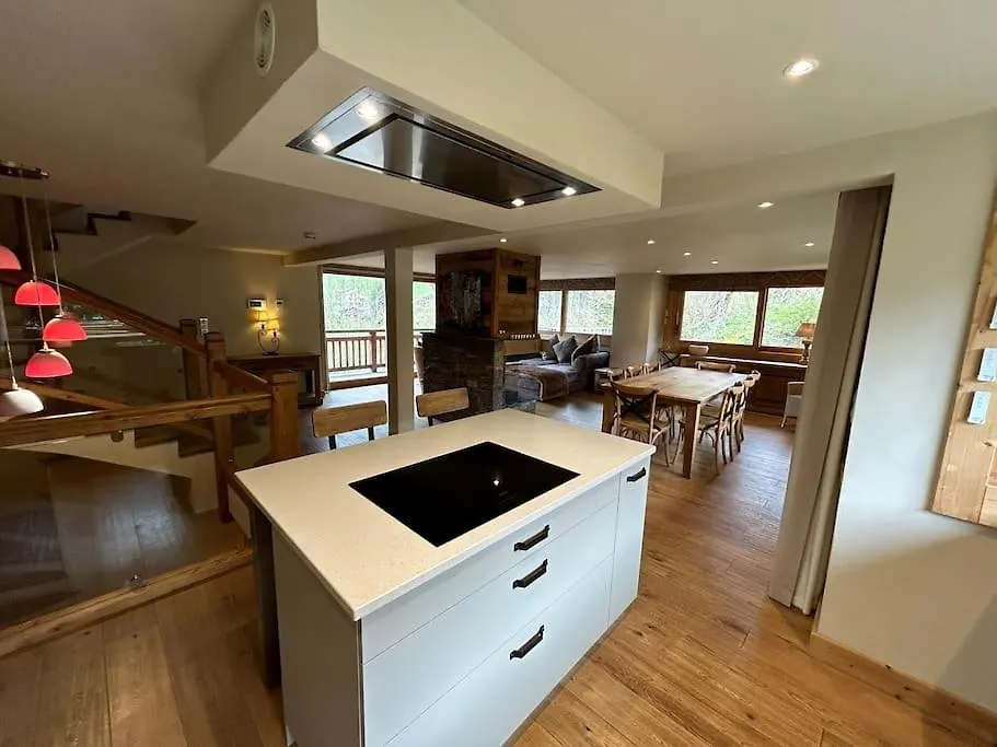 Chalet Mary - Central Morzine With Hot Tub & Sauna France